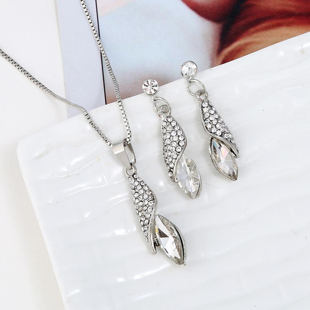 Women Fashion Diamond Drops Necklace + Earrings Set Delicate Wear Decoration