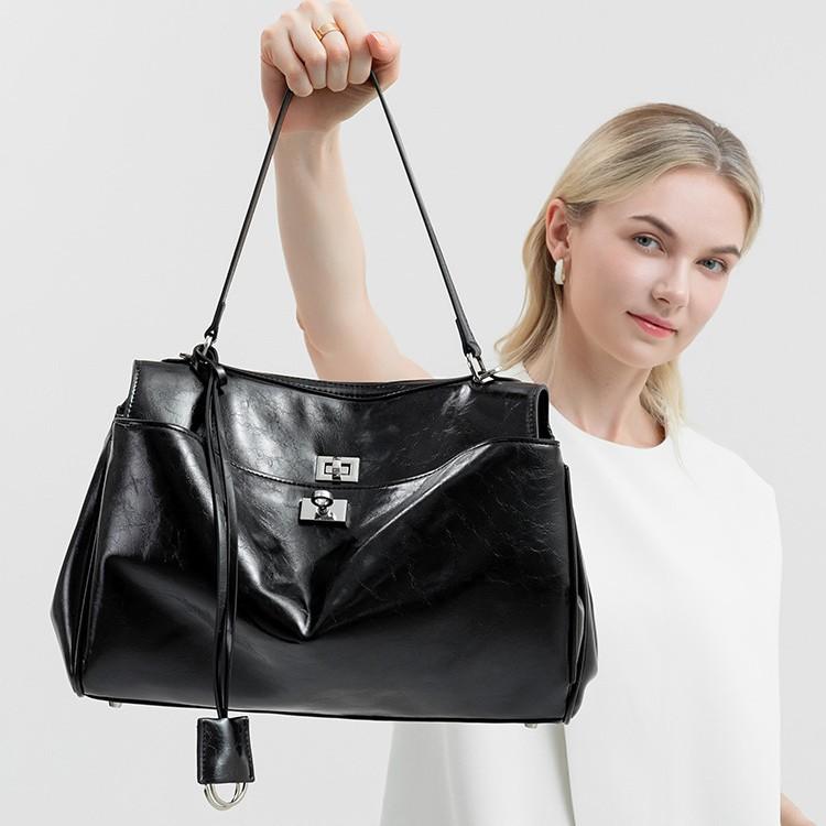 Tote Bag, Versatile Large Capacity Bag, High-end and Versatile Texture Handbag, Portable Commuting Women's Bag
