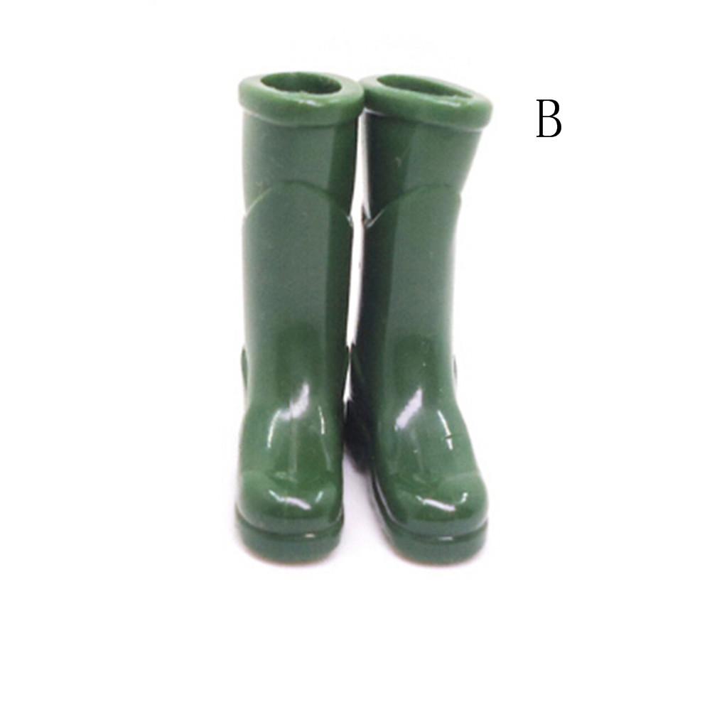 1Pairs 1/12 Scale Dollhouse Miniature Rubber Rain Boots Home Garden Yard Decoration Dolls Accessories Green Red