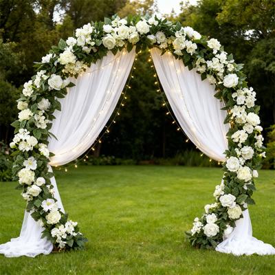 Ghirlanda di Rose Artificiali Resistente ai Raggi UV Finta Vite Floreale Realistica con Foglie Verdi Decorazione in Rattan da Appendere per Matrimoni Feste