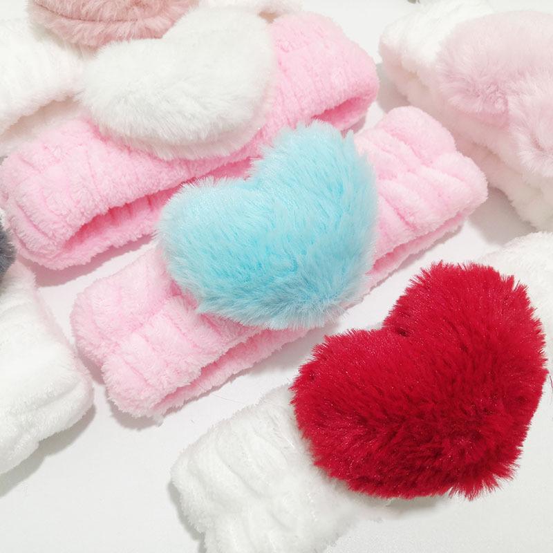 

Сладкая сердцевидная группа для волос Женщины Любят Коралловое флисовое оголовье Девушка Лицо Умывание Эластичная мягкая повязка для волос Мода Спортивные аксессуары для волос