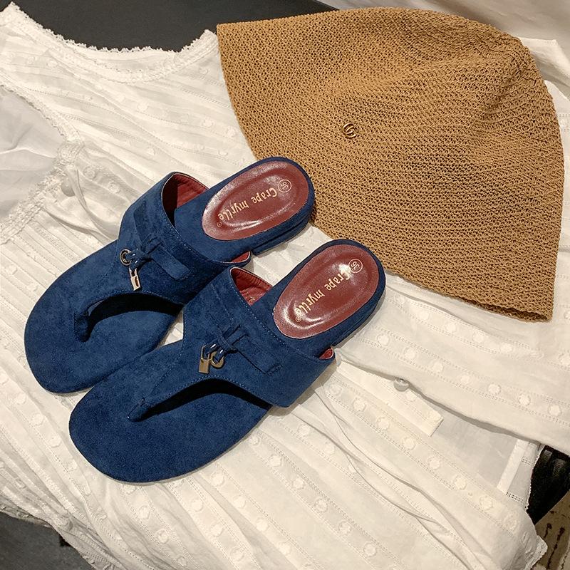 Grape mother of the same style, European and American fashion herringbone with tassel, versatile low-heeled cool slippers, women's sandals, seas