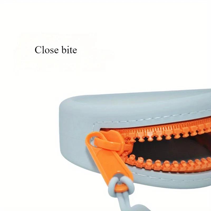 1Pc New Mini Zipper Silicone Makeup Bag Headphone Storage Bag Waterproof Silicone Coin Wallet