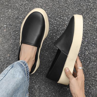 Luxusmarke Herren Loafer Slip-On Bequeme Freizeitschuhe Atmungsaktiv Weiche Sohle Fahr-Mokassin Klassische Herren-Gehschuhe