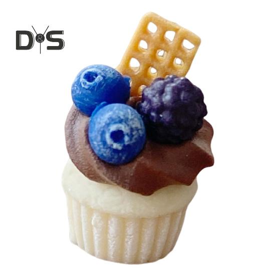 

Миниатюрная модель кекса, принадлежности для мини-игр, имитация глины, фруктовый кекс для кукол 1/6 1/12 или миниатюрный десертный домик blueberry