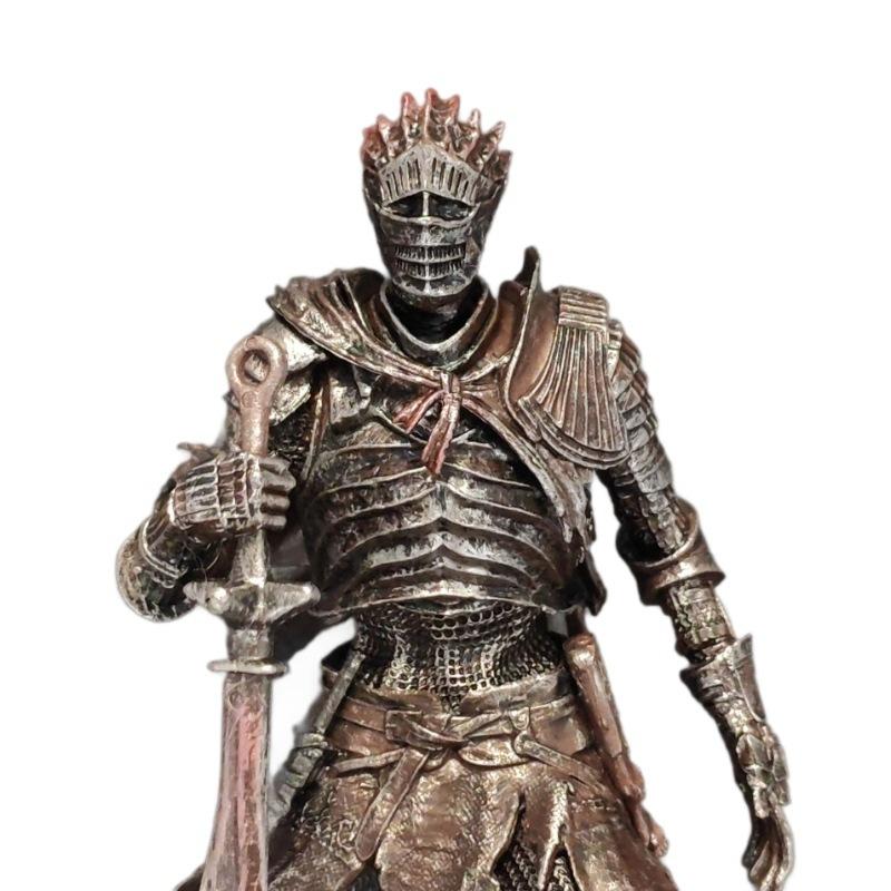 Game Figure Dark Souls 3 Salary King Avatar Knight Undead Soldier Model Desktop Handmade Ornament Toy Boys Gift