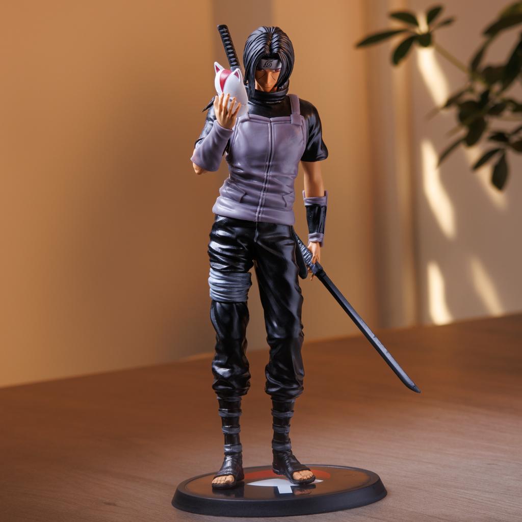 NARUTO ITACHI Modellskulptur, Anime-Zubehör, Figuren, Heimdekorationen, Kleine Geschenke, Weihnachtsgeschenke