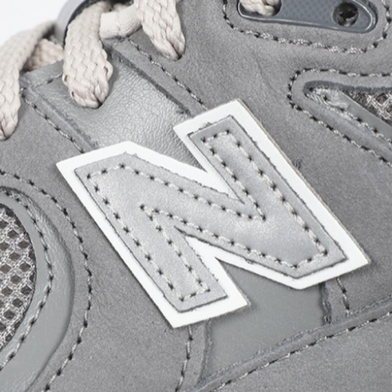 New Balance 2002r Premium Vintage Grey