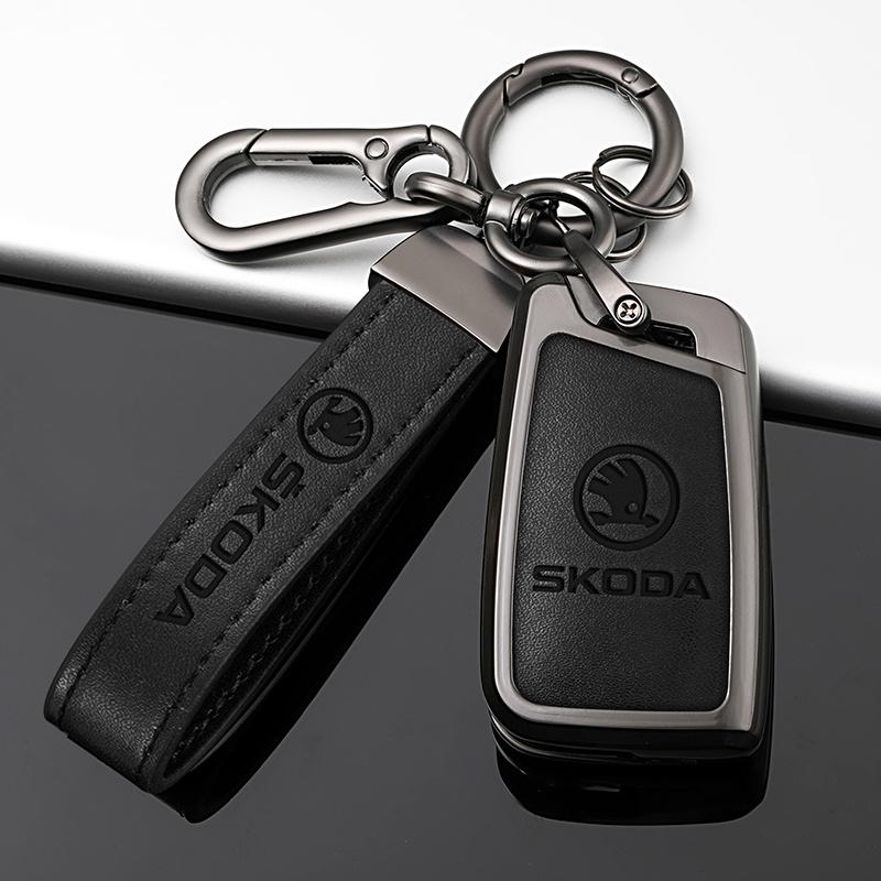 DAYB7 Car Flip Remote Key Fob Case Cover For Skoda Octavia A5 A7 Fabia Superb Kodiaq Karoq Protector Shell Bag Keychain Accessories