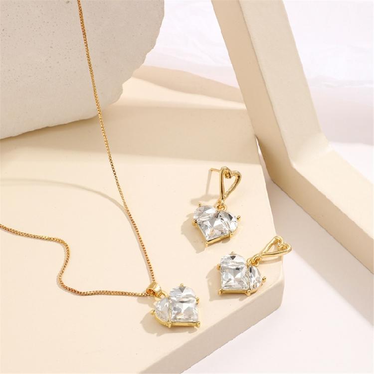 Chic Women Jewelry Set Heart Shape Crystal Necklace Heart Pendant Earrings