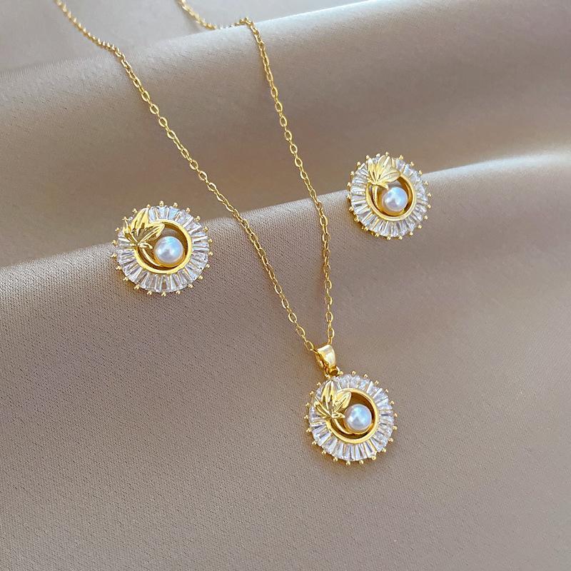 Full of Zirconium Exquisite Wind Copper Micro-inlaid Earrings Necklace Set Combination