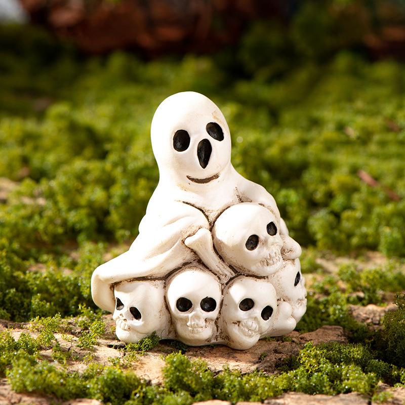 Halloween Resin Ghost Skull Tombstone Miniature Figurines Dollhouse Accessories Halloween Home Table Flower Pot Decor