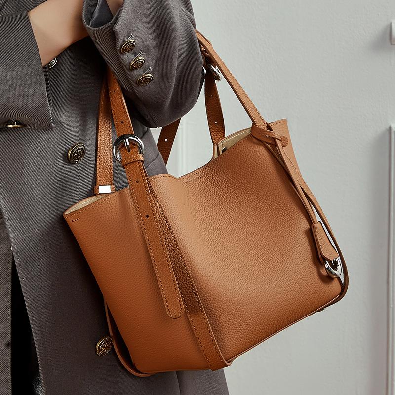 Niche design TC cowhide large-capacity leather fashion handbag deformable commuter vegetable basket bag bucket women's bag