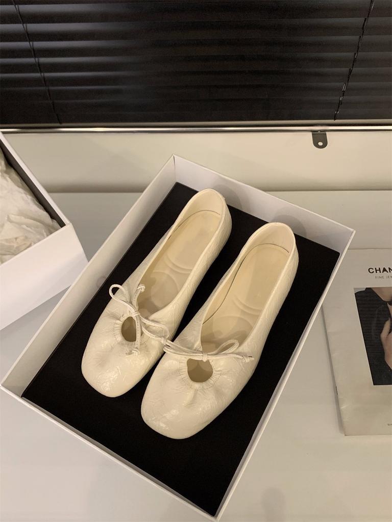 Flat-bottomed French Gentle Evening Shoes Women's Shoes 2025 New Spring Soft-soled Versatile Grandma Shoes with Skirts