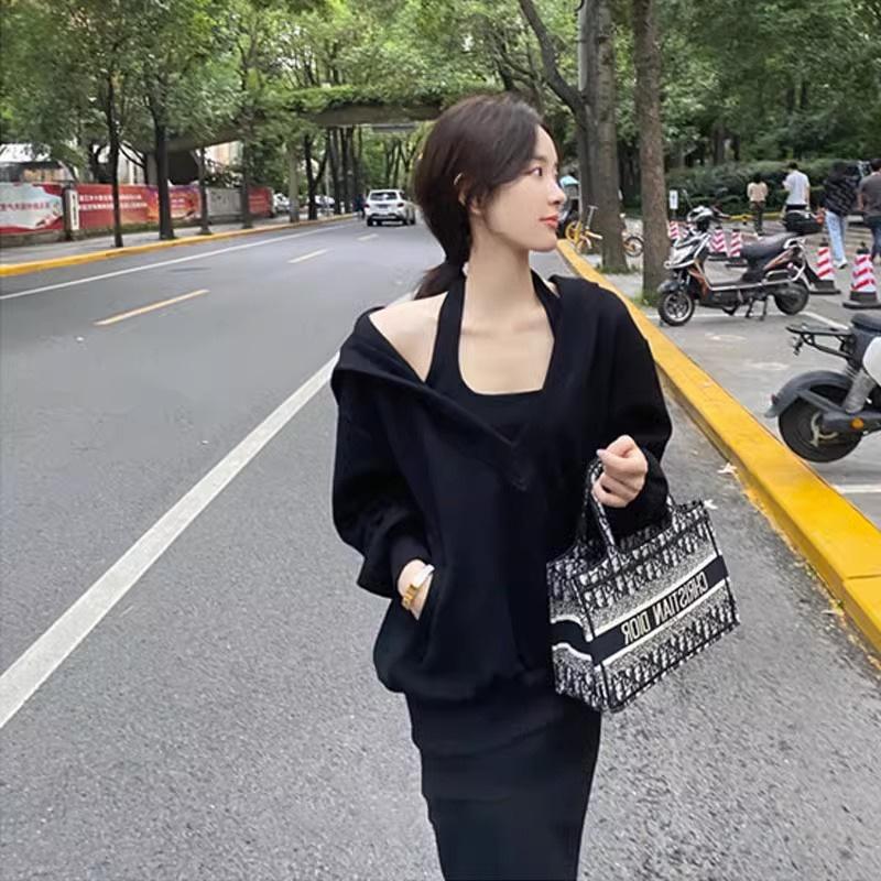 

Autumn new foreign style age reduction and thin suit women s large size sweater meat covering two-piece set dress women s clothing 2XL чорний