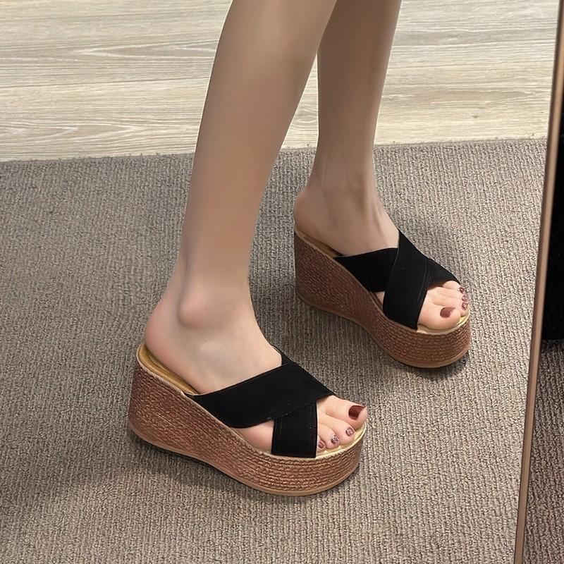 Summer set of toe thick bottom outer slippers women's slope heel solid color round head herringbone cool slippers