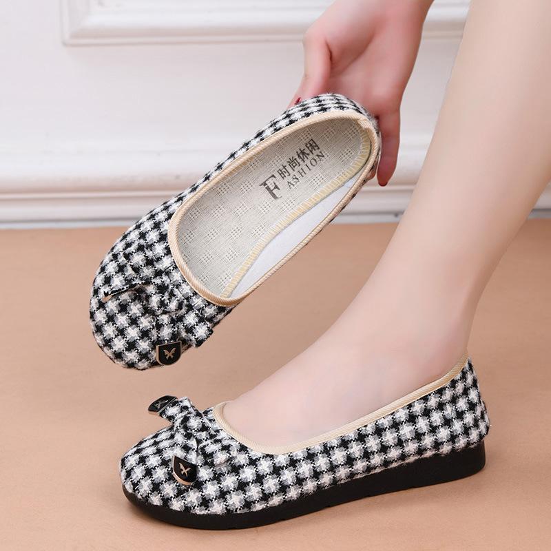 2025 New Canvas Shoes Lightweight Fashionable Women's Shoes Flat Black Work Loafers Autumn High-quality Casual Shoes for Women