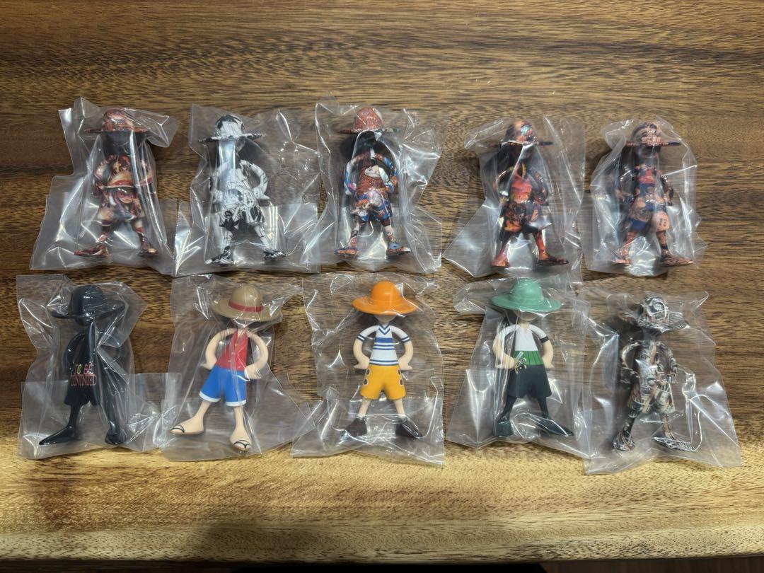 

[USED] One Piece Luffy s Complete Figure Set with Excellent Pattern Position