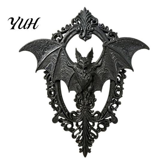 Industrial Style Wall Accent 3D Printed Gothic Bat Hanging Decor, Vintage Frame Art, Sculpture Dark for Halloween Home Living Room Bedroom Entryway