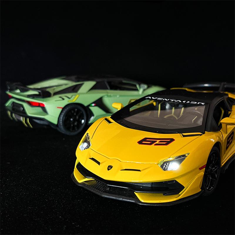 1/24 Lamborghini Aventador SVJ 63 Slitina Závodní Auto Model Odlitky Kovová Hračka Vozidla Model Auta Zvuková a Světelná Simulace Dětská Hračka Dárek