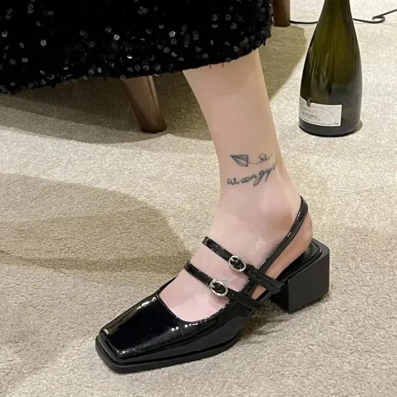 Fashion 2024 New Baotou Sandals Women Retro Square Headed Thick Heels High Heels Back Hollow Line with Bright Leather Shoes