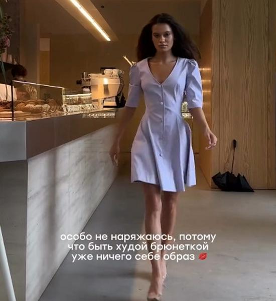 

Европейское и американское платье А-силуэта с V-образным вырезом, приталенное в талии XL лаванды фиолетового