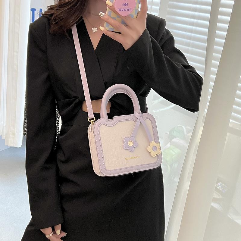 Spring and summer new popular women's handbag bag contrasting color messenger bag sweet flower shoulder bag