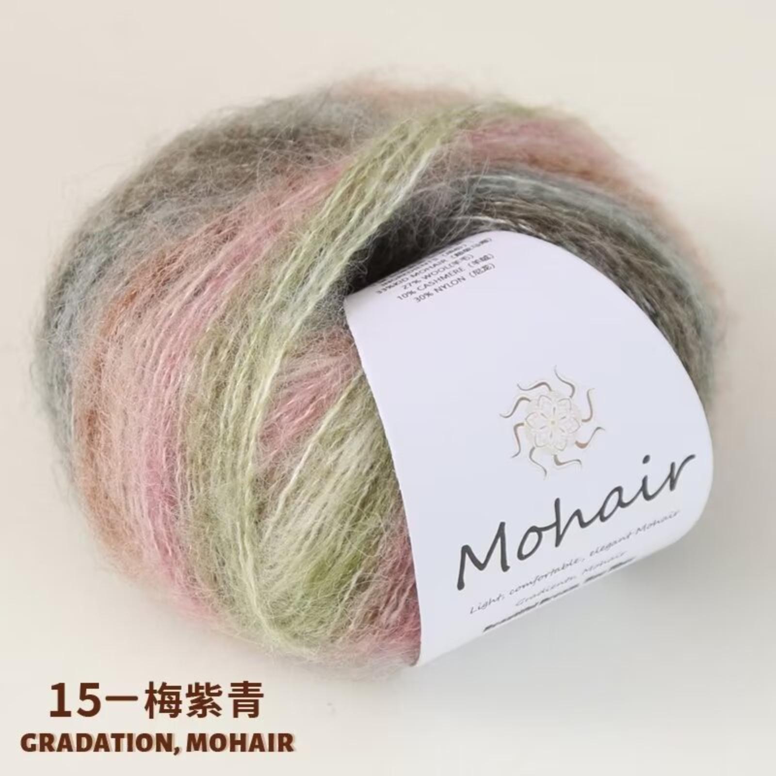 

Вязаные вручную шерстяные шапки и шарфы с использованием мотков пряжи One Size