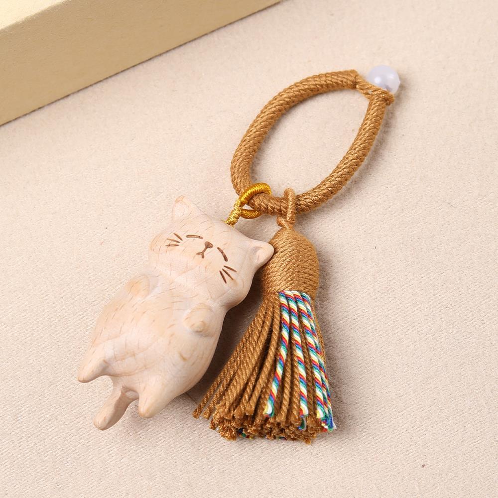 Natural Solid Wood Beech Lucky Cat Keychain Pendant, Wood Carving Cat Stationery Accessories, Handmade DIY Pendant Accessories