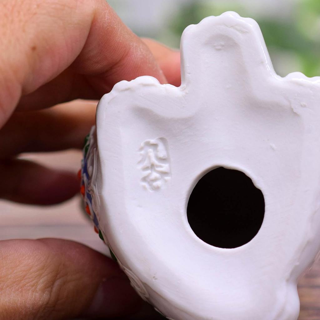 Cute Kutani Ware Figurine from Waza no A figurine in Feng Shui A perfect gift for store and 88th Maneki-neko Kura. lucky, right-handed maneki-neko