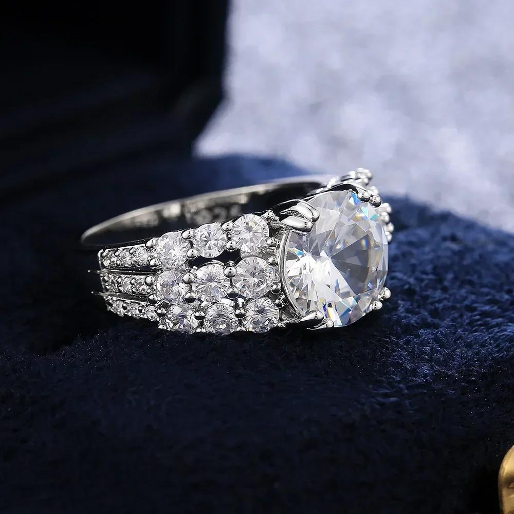 Huitan Luxury Big Round Crystal Zircon Women Wedding Ring  Color Elegant Lady Engagement  Fashion Jewelry High Quality