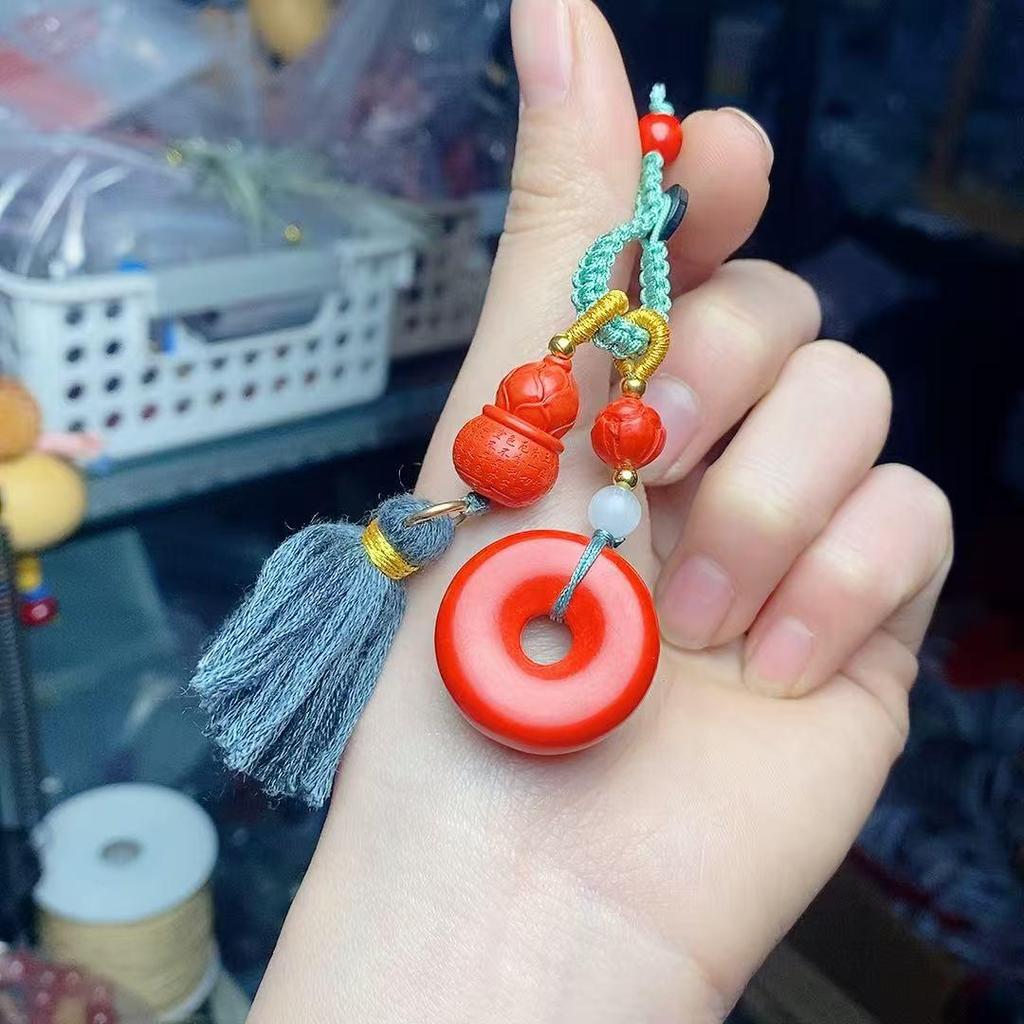 Cinnabar Red Peace Gourd Keychain - Elegant Unisex Fashion Accessory