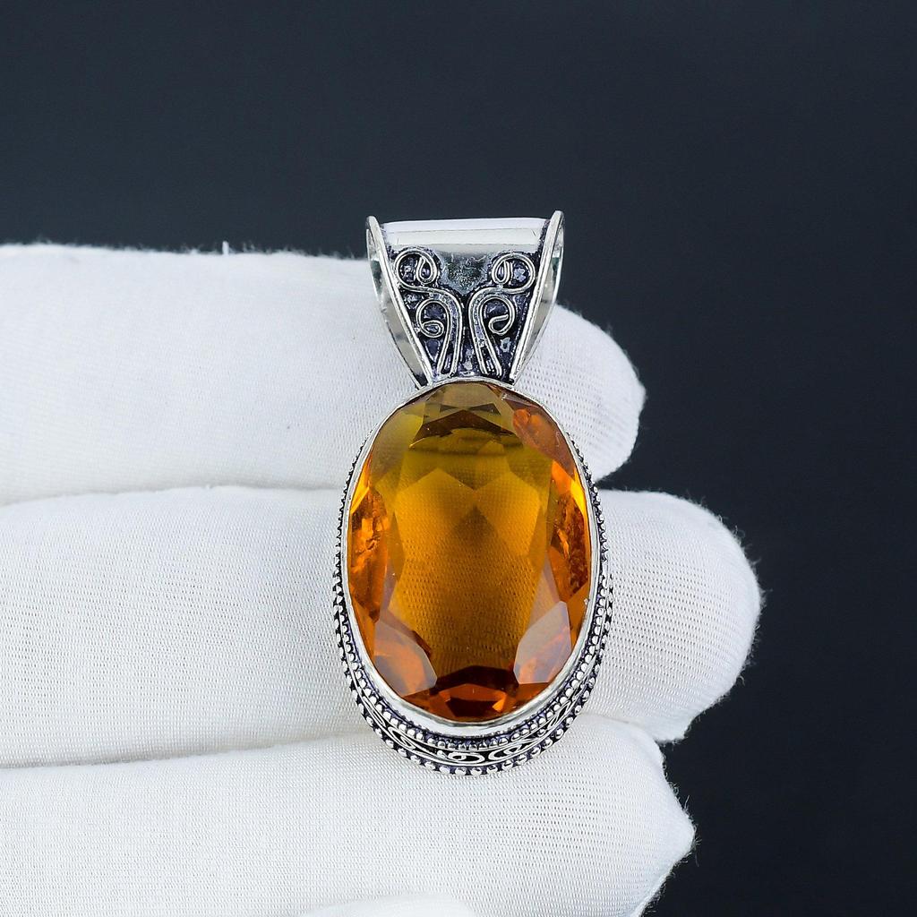 Delikatny Srebrny Wisiorek z Kamieniem Szlachetnym Topaz Miodowy ze Srebra Próby 925 - Ręcznie Robiony Gruszkowy Wzór, Biżuteria do Noszenia na Co Dzień, Biżuteria na Imprezę, Prezent