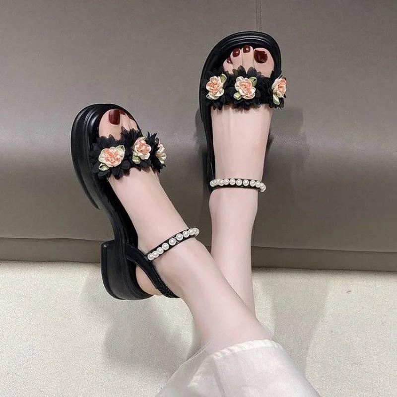 Fashion Beige One Word Footwear Block Heel with Low Heels Outdoor Beach Roman Style Sandals for Women Summer 2024 Ladies Shoes Open Toe