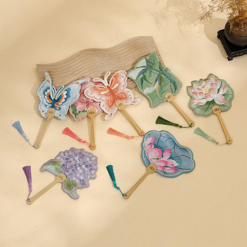 Handheld Embroidered Round Fan with Pendant Group Fan Hanfu Chinese Style Fan Home Decor