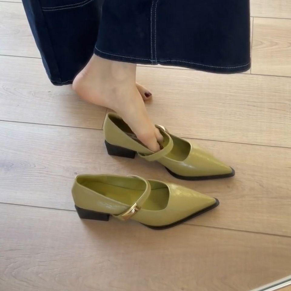 Französische spitz zulaufende Temperament-Mary-Jane-Schuhe mit dickem Absatz mit einem Wort, absolut vielseitige Pendler-Grünlicht-Mund-Einzelschuhe, Damen