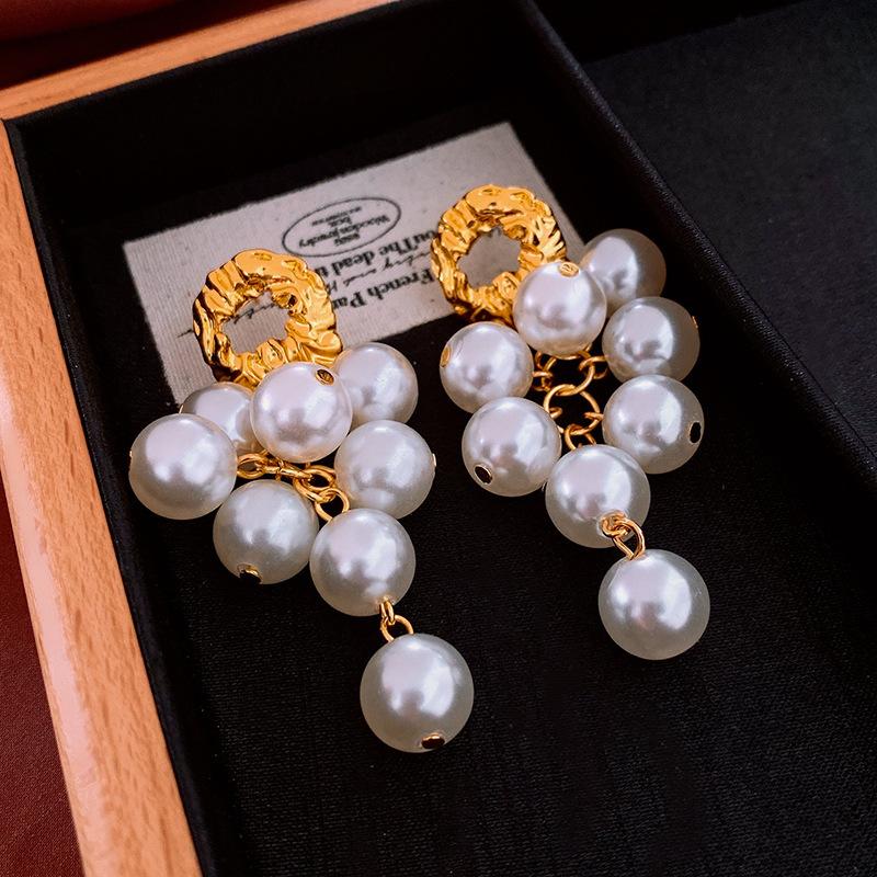 Medieval Vintage Silver Needle Retro High-end Earrings Light Luxury Versatile Earrings Court Style Niche Earrings