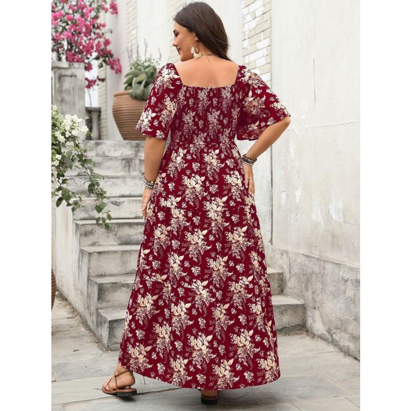 Maxi šaty plus size s vintage květinovým potiskem, čtvercovým výstřihem a krátkým rukávem