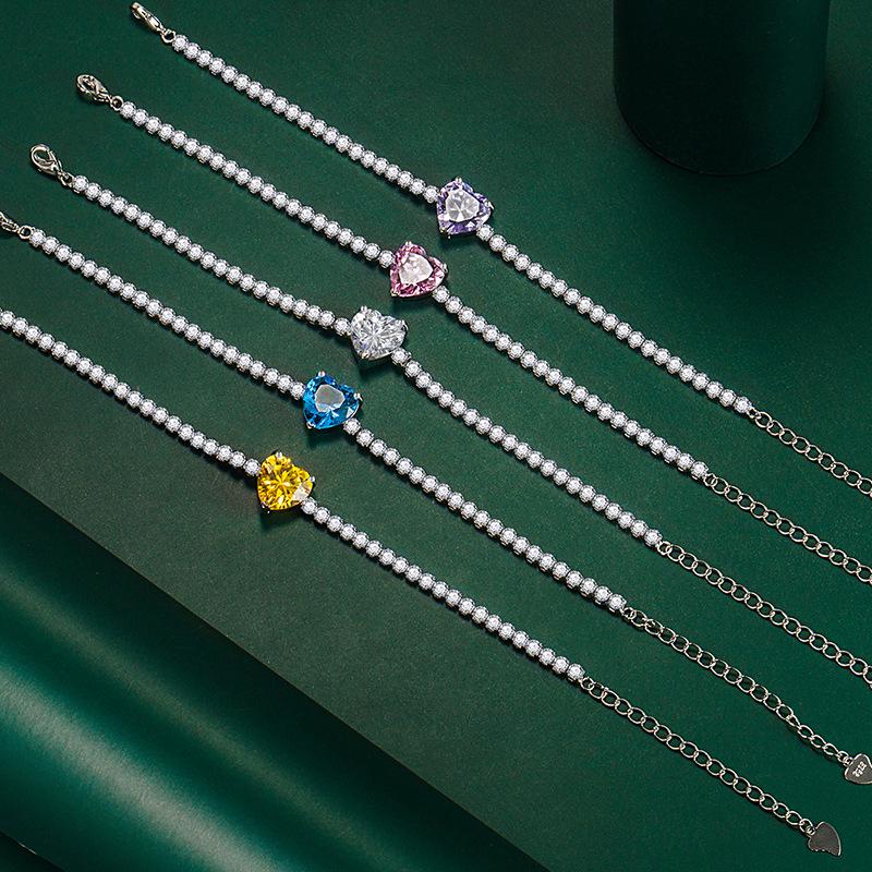 Bracelet de luxe rétro européen et américain en forme de cœur avec des pierres gemmes colorées simulées, pierre principale 10x10mm