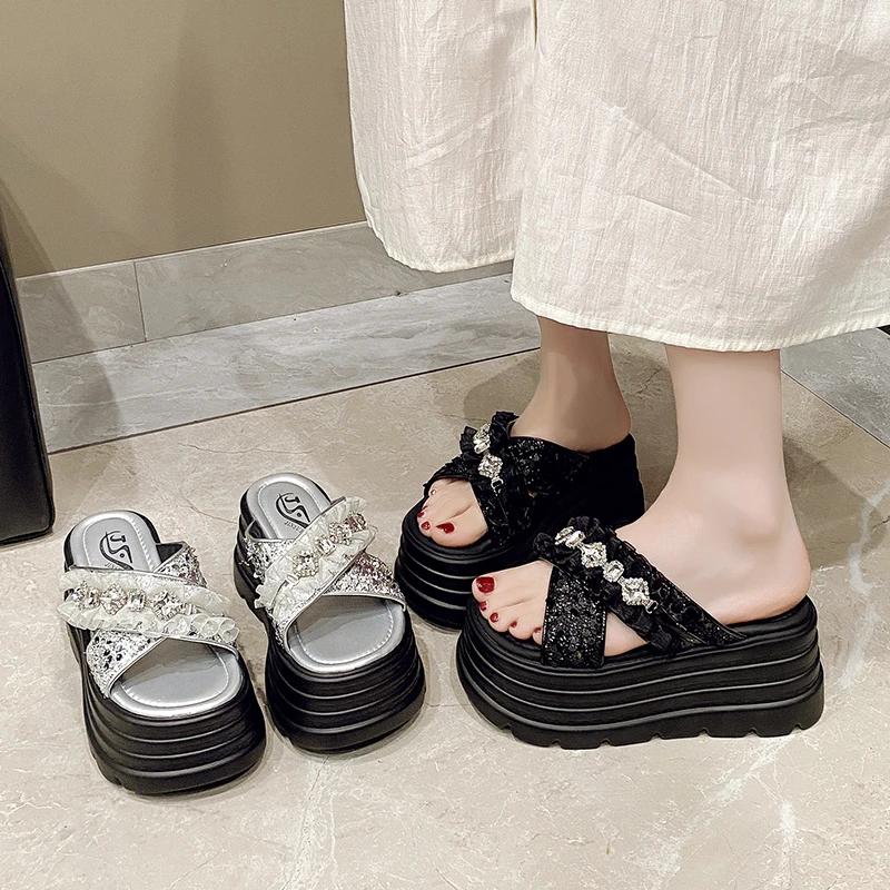 Fashion 8CM New Lace Peep Toe Slippers Platform Wedge Shoes Stretch Platform Flats Bling Crystal Women Sandals Leather Slip on Fashion