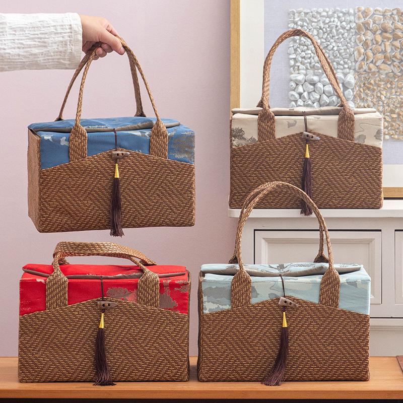 Light Luxury Rattan Woven Hand-held Wedding Gift Boxes Spring Festival Wedding Tea Wedding Souvenirs Birthday Gift Empty Box