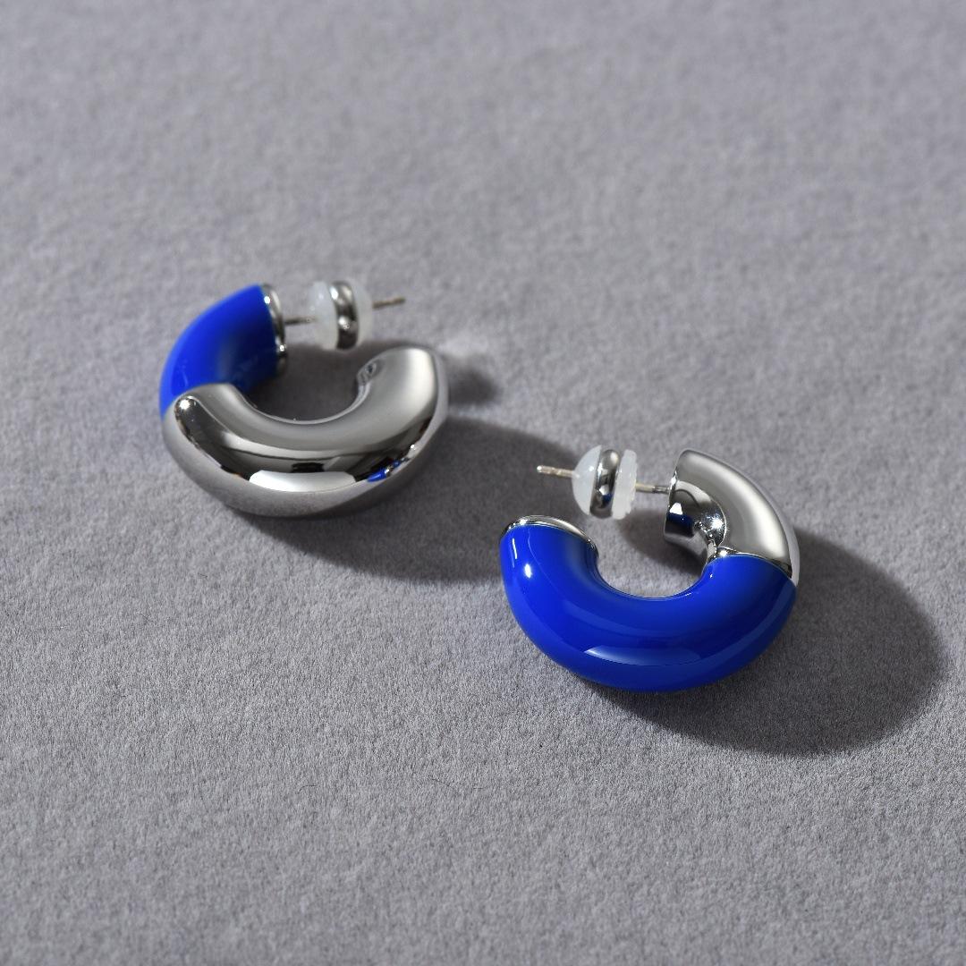 Premium Metal Light Luxury Temperament Asymmetrical Drop Glaze S925 Silver Needle Stud Earrings Autumn And Winter Must Enter Earrings Women