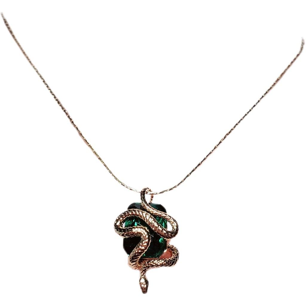 Snake Bone Chain Retro Girl Necklace Pendant 18K Temperament Unique Inlaid Necklace