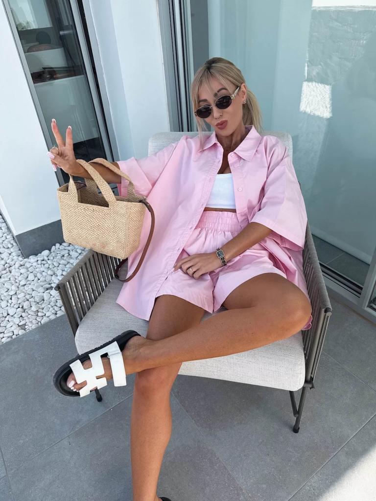 Women's Summer Casual Set, Short-sleeved Shirt And Elastic Fit Sports Shorts Two-Piece Set