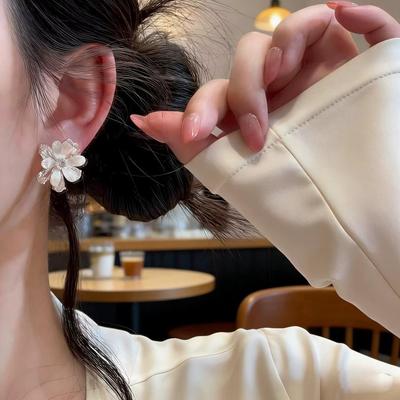 Ethereal Korean Petal Stud Earrings: Versatile, Fashionable, Light Luxury Design for a High-End Feel.