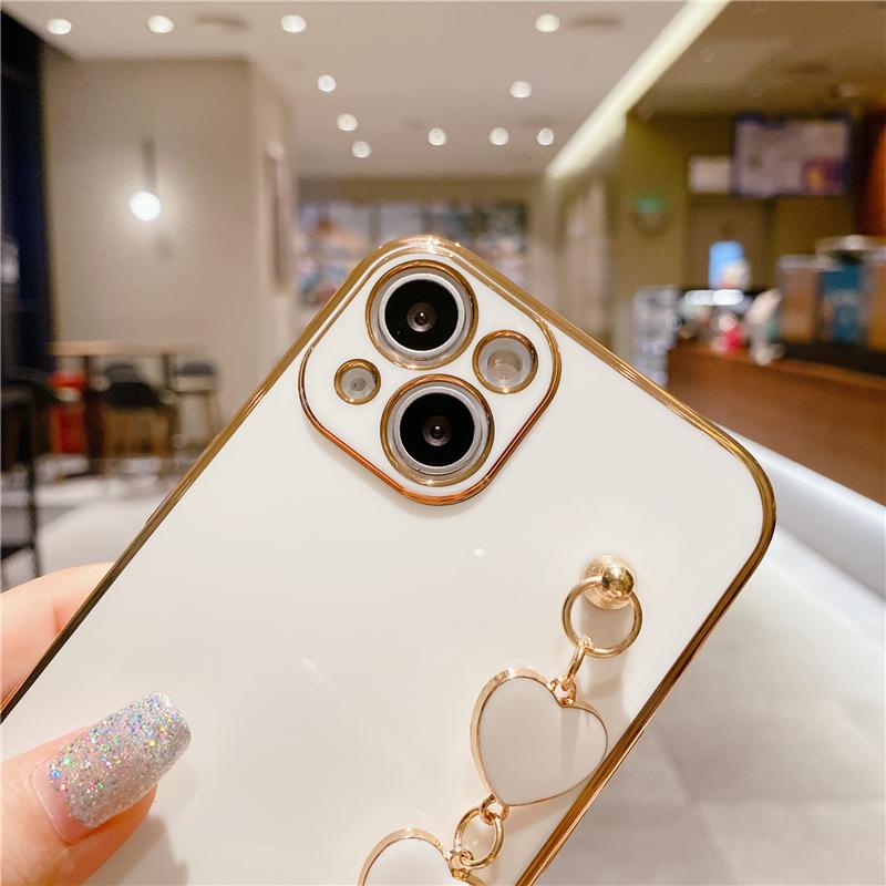 Luxury Gold Plating Bracelet Phone Case For iPhone 14 13 11 Pro Max XR XS 7 8Plus SE2 SE3 12Mini Fashion Heart Wrist Chain Cover