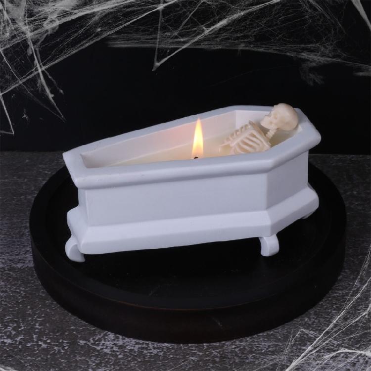 Realistische Halloween-Skelettfigur mit Kerze und Mini-Sarg-Schädel-Ornament für Horror-Mottoparty-Zubehör