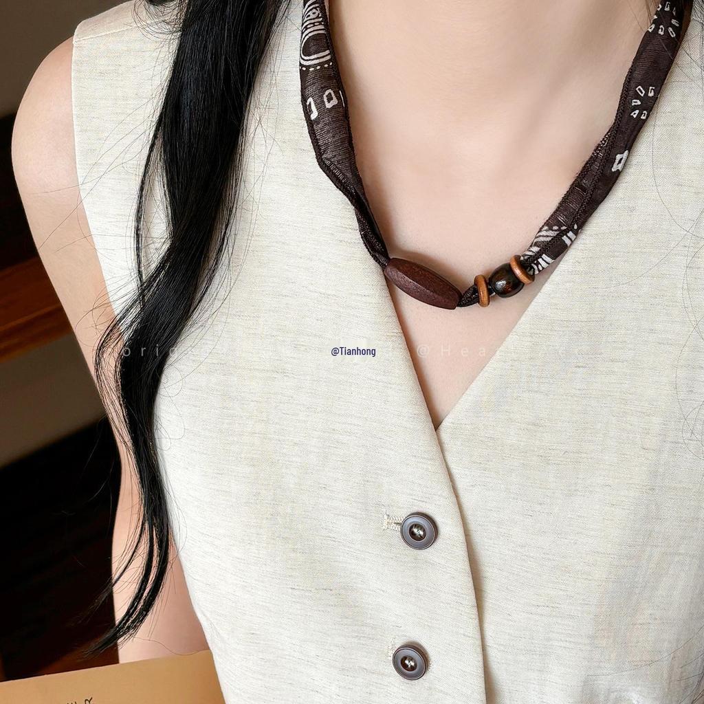 Kaffee Taillenblume Seidenschal Halskette für Damen - 2025 Neues Design Accessoire mit Schlichter Eleganz