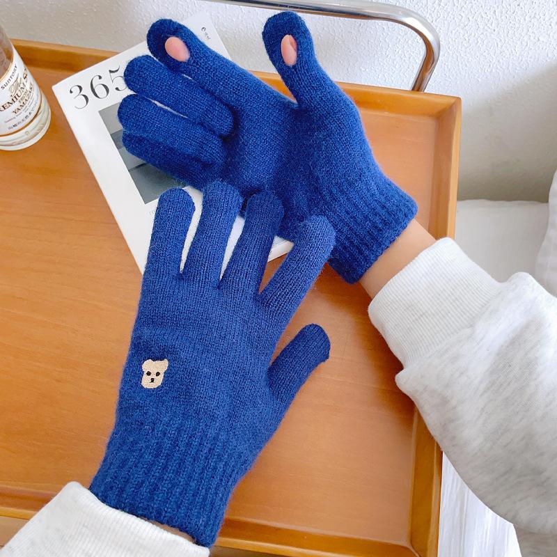 Bear knitted wool gloves winter warm touch screen cute solid color embroidery split finger opening leak finger tide