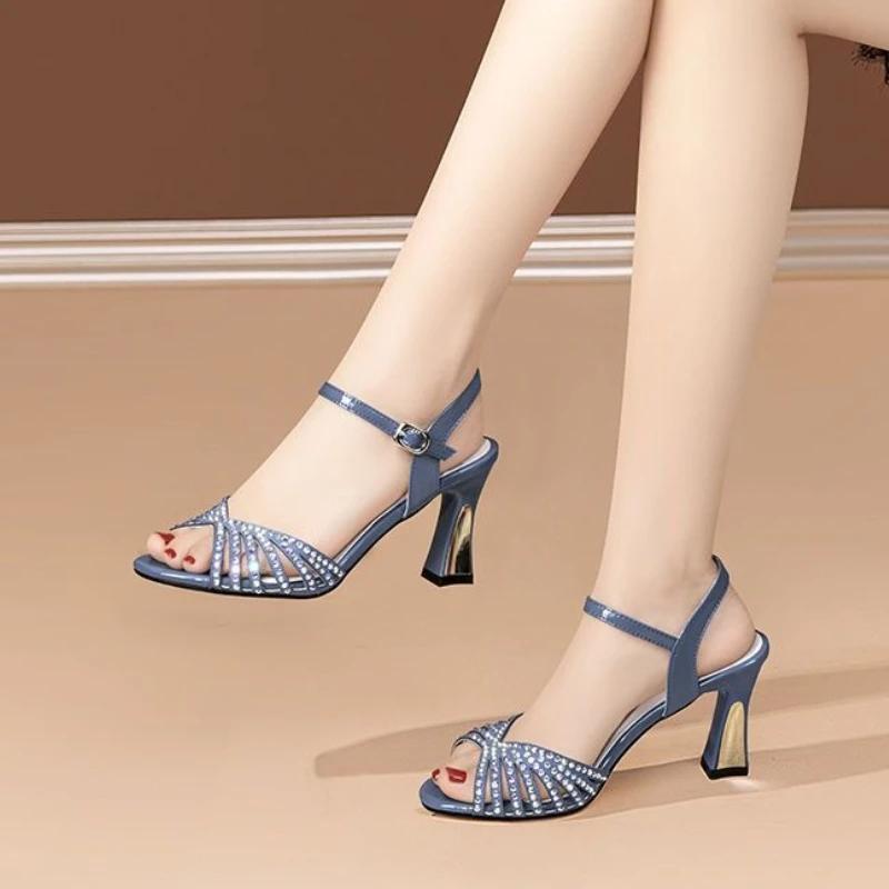 2025 Trend Summer Open Toe Buckles Ladies Shoes  Sale Vip Sandal Anti Slip Hot Footwear High Quality Designer On Women's Sandals